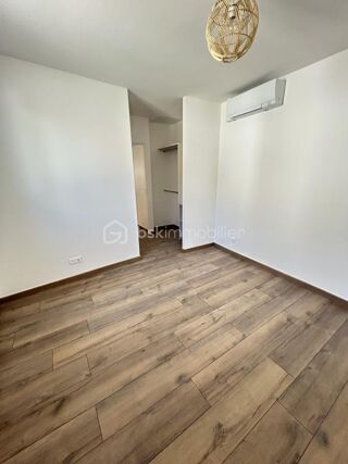  Appartement à louer 2 pièces 40 m²