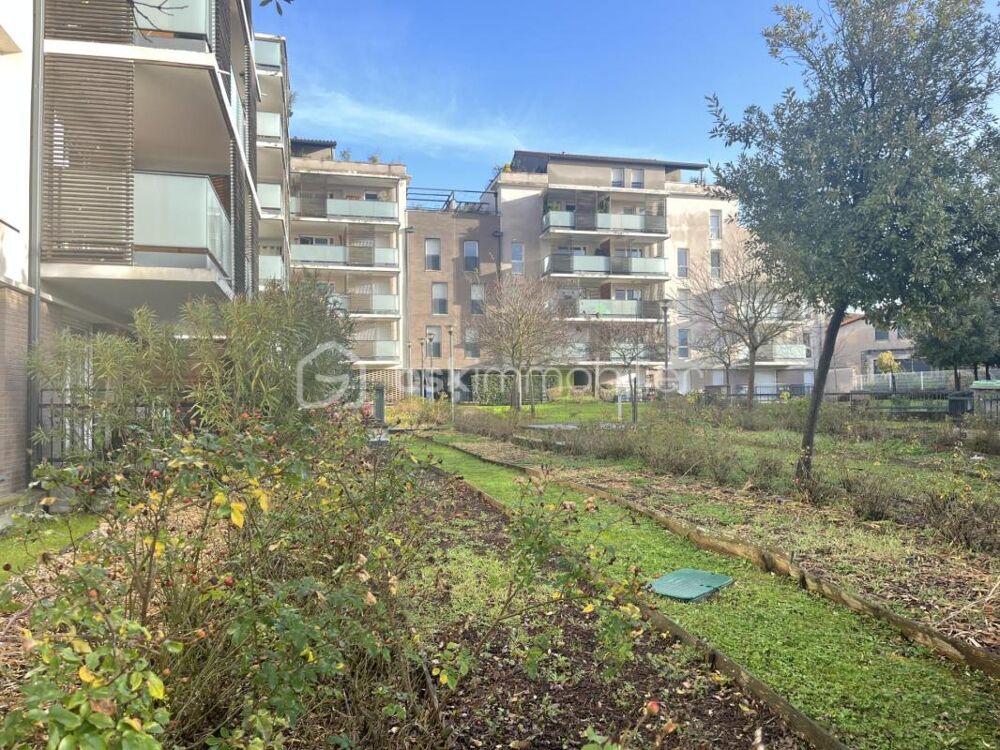 T3 avec terrasse dans un écrin de verdure