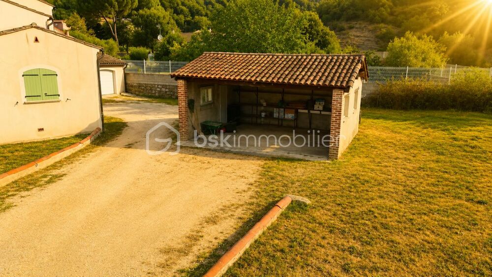 Vente Propriété/Château Villa d'exception de 185m2 au calme sur 2128m2 Saint martin de valgalgues