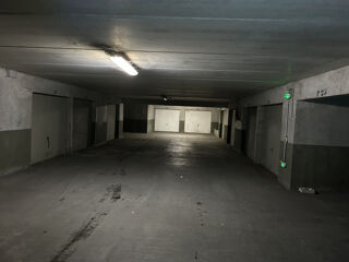  Parking / Garage à vendre 14 m²