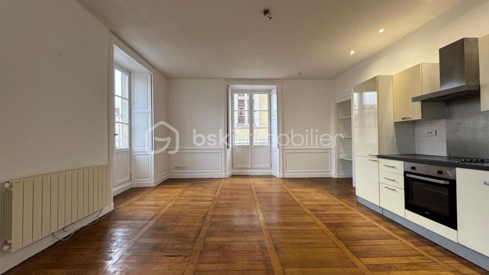 Vente Appartement Bel appartement de caractère T2 – 57 m2 – Hyper Centre Ville de RENNES Rennes