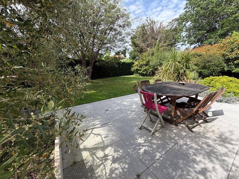 Vente Maison Maison Basse Goulaine 7 pièce(s) 182 m2 Basse goulaine