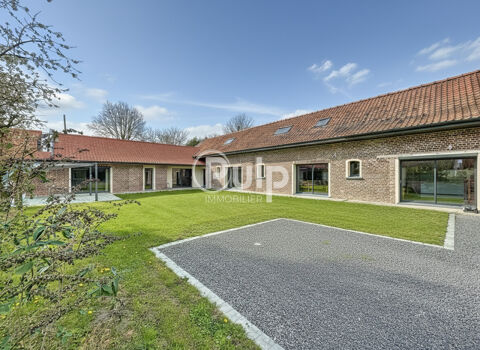   Coup de c�ur assur� pour cette long�re r�nov�e, lumineuse et aux volumes exceptionnels - Jardin - Parking privatif - Quartier ca Maison - 9 pi�ce(s) - 217 m�