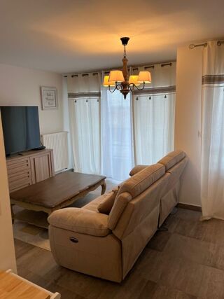  Appartement à louer 2 pièces 45 m²