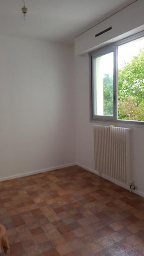  Appartement � louer 4 pi�ces 92 m�