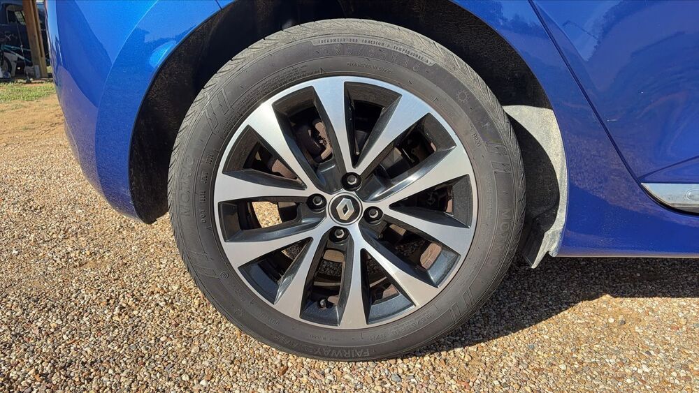 Clio 1.6 E-Tech 140 Hybrid EDC6 Intens 2022 occasion 37000 Tours