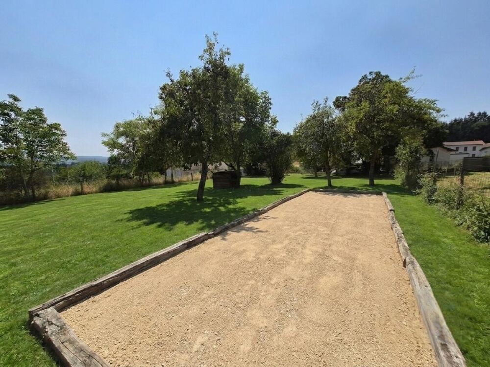 Vente Maison Maison Augerolles 5 pièces +/- 100 m2 avec jardin 1500m2 environ Augerolles