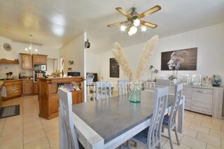  Maison � vendre 10 pi�ces 250 m�