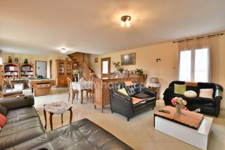  Maison à vendre 7 pièces 185 m²