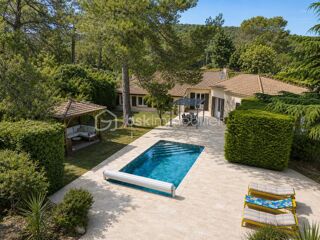  Villa à vendre 7 pièces 195 m²