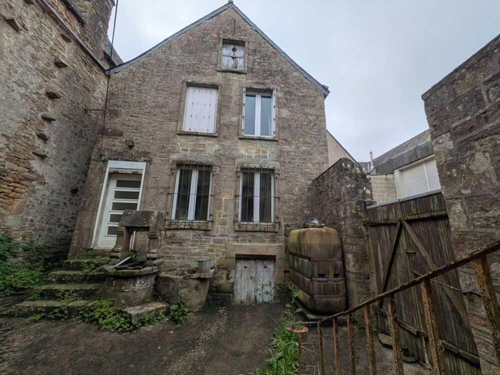 Vente Immeuble GUEMENE SUR SCORFF IMMEUBLE DE RAPPORT COMPOSÉ D' UN APPARTEMENT DE 153m² ENVION, D UN STUDIO DE 38m2 LOCAUX COMMERCIAUX, 1 MAIS Guemene sur scorff