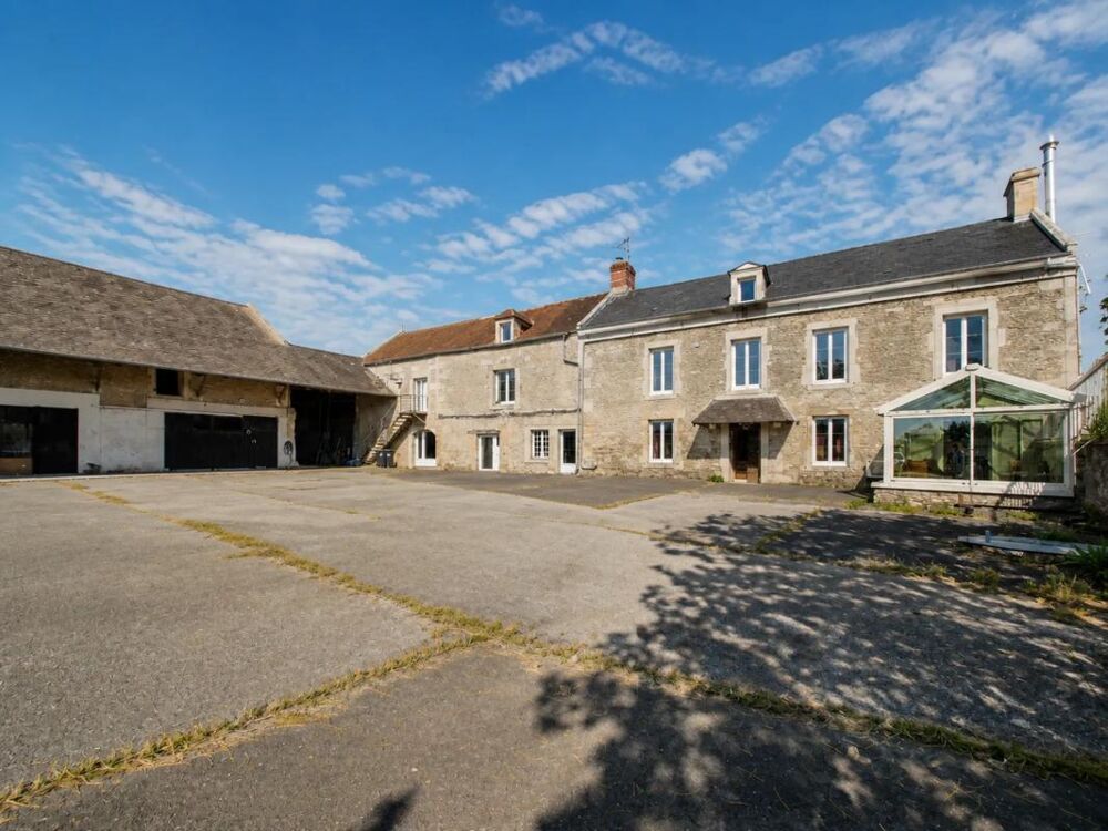 Vente Maison Maison de 10 pièces de 467 m² à Valambray Valambray