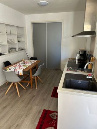  Appartement à louer 2 pièces 52 m²
