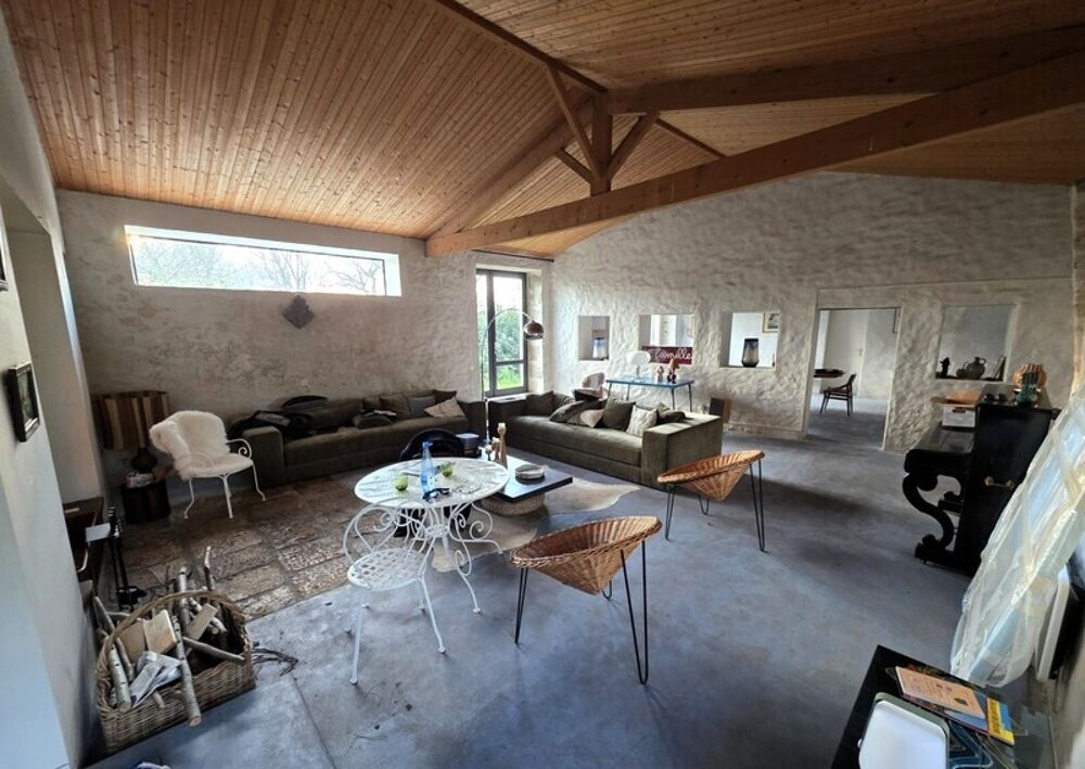 Vente Maison EXCLU CAPIFRANCE A Vendre ST-PIERRE OLÉRON Charmant Domaine de 717m² terrain 3.950m² dont 442m² habitable Saint pierre d oleron