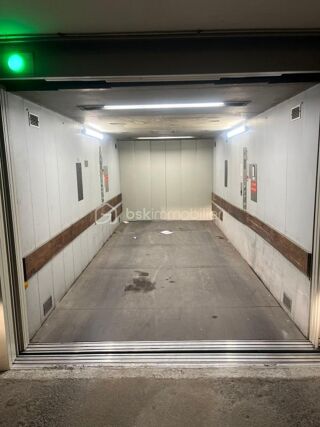  Parking / Garage à vendre 12 m²