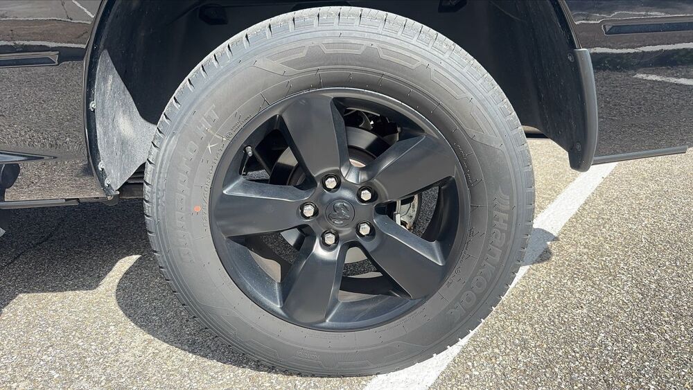 RAM 1500 IV 5.7 V8 HEMI 400 Base - Automatique 2022 occasion 38000 Grenoble