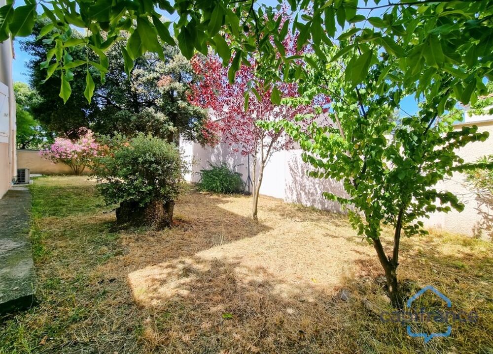 Vente Maison Villa individuelle de 212m² avec un T2 indépendant de 45m² - Terrain de 800m² - Garage Restinclieres