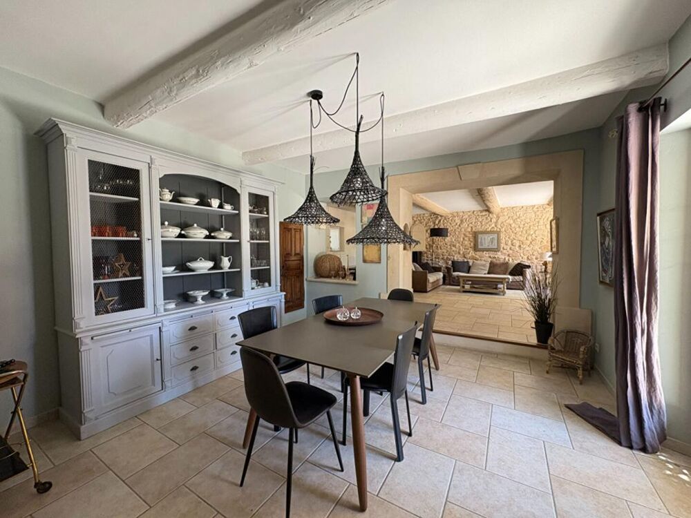 à vendre  Propriété/château Pernes-les-Fontaines (84210)