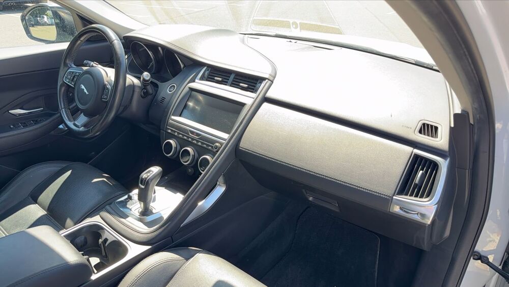 E-PACE 2.0 D 150 AWD BVA9 S - Automatique 2020 occasion 11000 Carcassonne