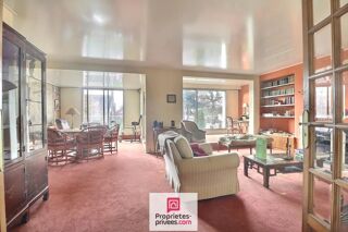  Immeuble à vendre 15 + pièces 315 m²