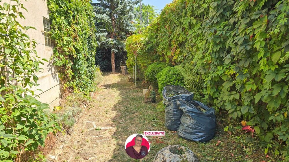 grande propriété en 2 parties pour un total de 640 m² sur petit jardin