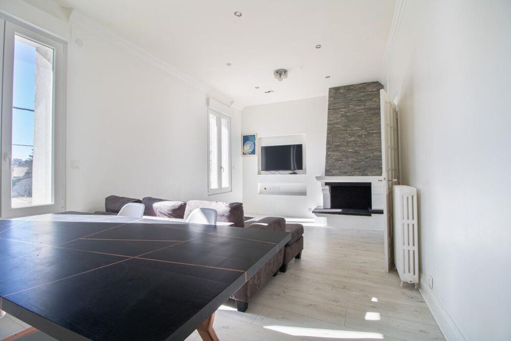 Vente Immeuble IMMEUBLE COMPOSÉ DE 2 LOTS AVEC TERRASSE ET GARAGE Montlucon
