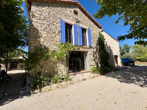   Magnifique maison en pierre de caract�re avec annexes � Fayence (175 m� habitables + 126m2 de d�pendances) (83) Maison - 4 pi�ce(s) - 175 m�