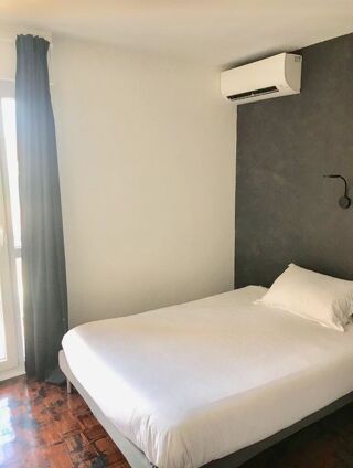  Appartement à louer 2 pièces 46 m²