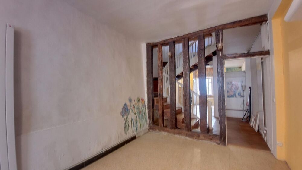 81540- SOREZE- Maison de caractère du XVIe s- 110 m². Cour intérieure. Loggia