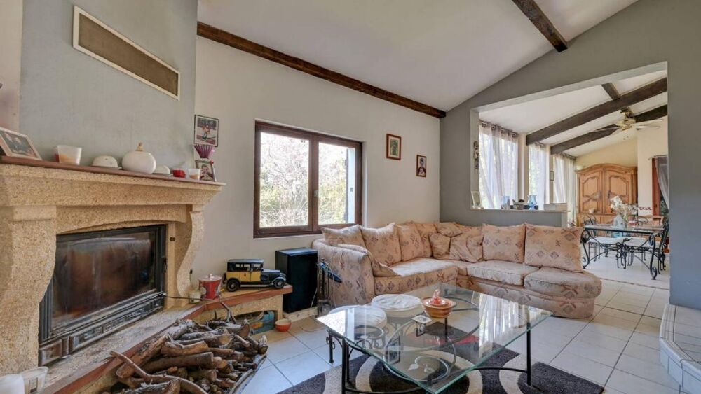 Vente Maison Maison 6 pièces / 111 m² / 475 000 EUR / BELCODENE Belcodene