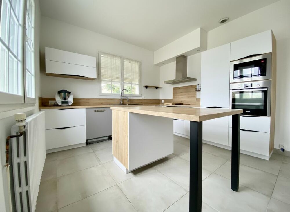 Nort sur Erdre Maison Familiale 6 pièce(s) 134 m2, vie de plain-pied - sous-sol complet