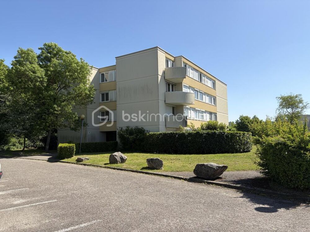 Appartement T4 lumineux avec balcon, au calme et sans travaux