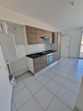  Appartement à louer 2 pièces 44 m²