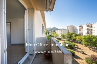  Appartement  vendre 5 pices 80 m