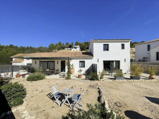  Maison  vendre 6 pices 165 m