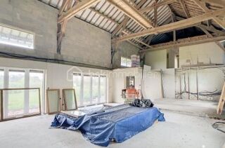  Remise / Grange � vendre 5 pi�ces 215 m�