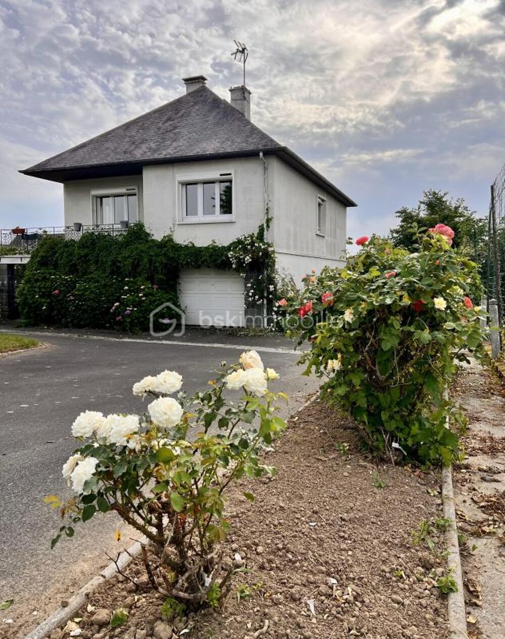 Maison familiale Bréhal centre