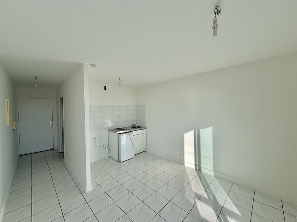 ? A VENDRE STUDIO VUE MER  SAINT-DENIS 97400  RÉSIDENCE ORANGELLE ?