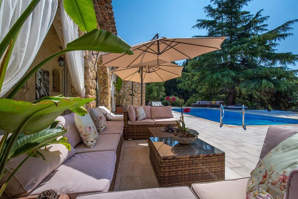 � vendre  Villa Peymeinade (06530)