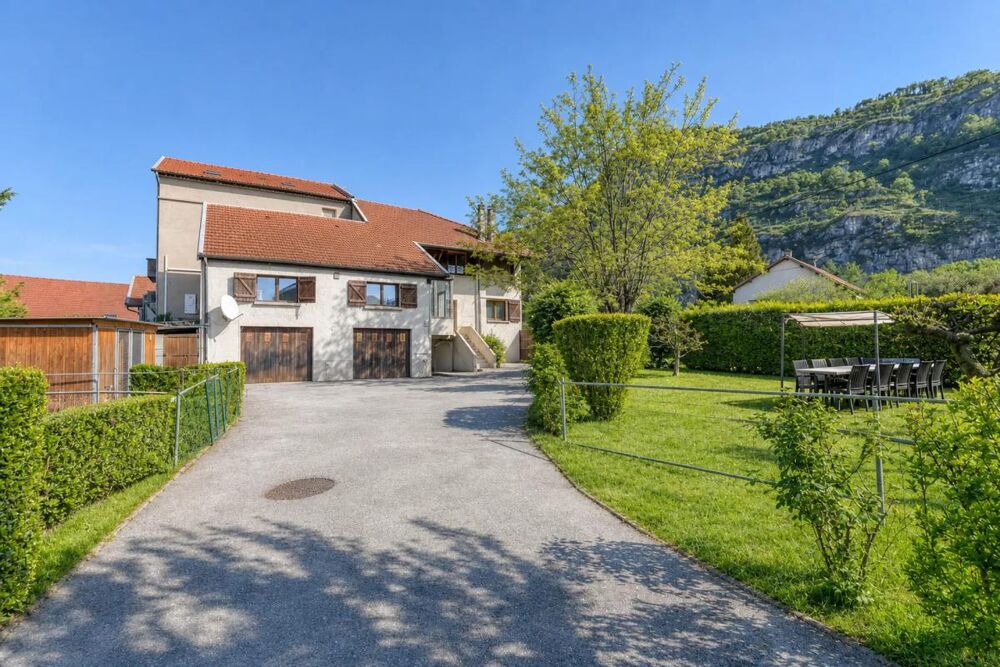 Vente Maison Belle maison 5 pièces à Voreppe Voreppe