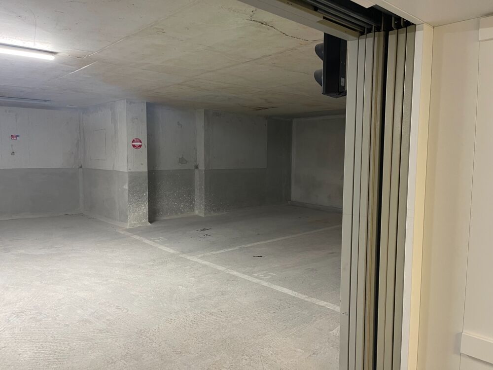 Vente Parking/Garage Parking intérieur sécurisé Nice