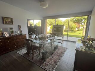  Propri�t�/ch�teau � vendre 14 pi�ces 700 m�
