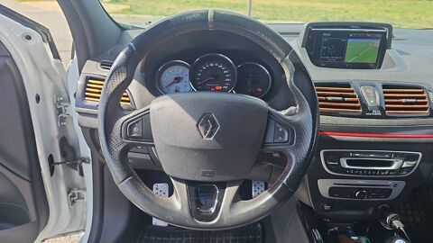 M&eacute;gane RS III 2.0 265.0 N/A 2015 occasion 31800 Saint Gaudens