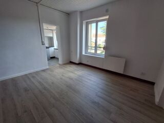  Appartement à louer 3 pièces 41 m²