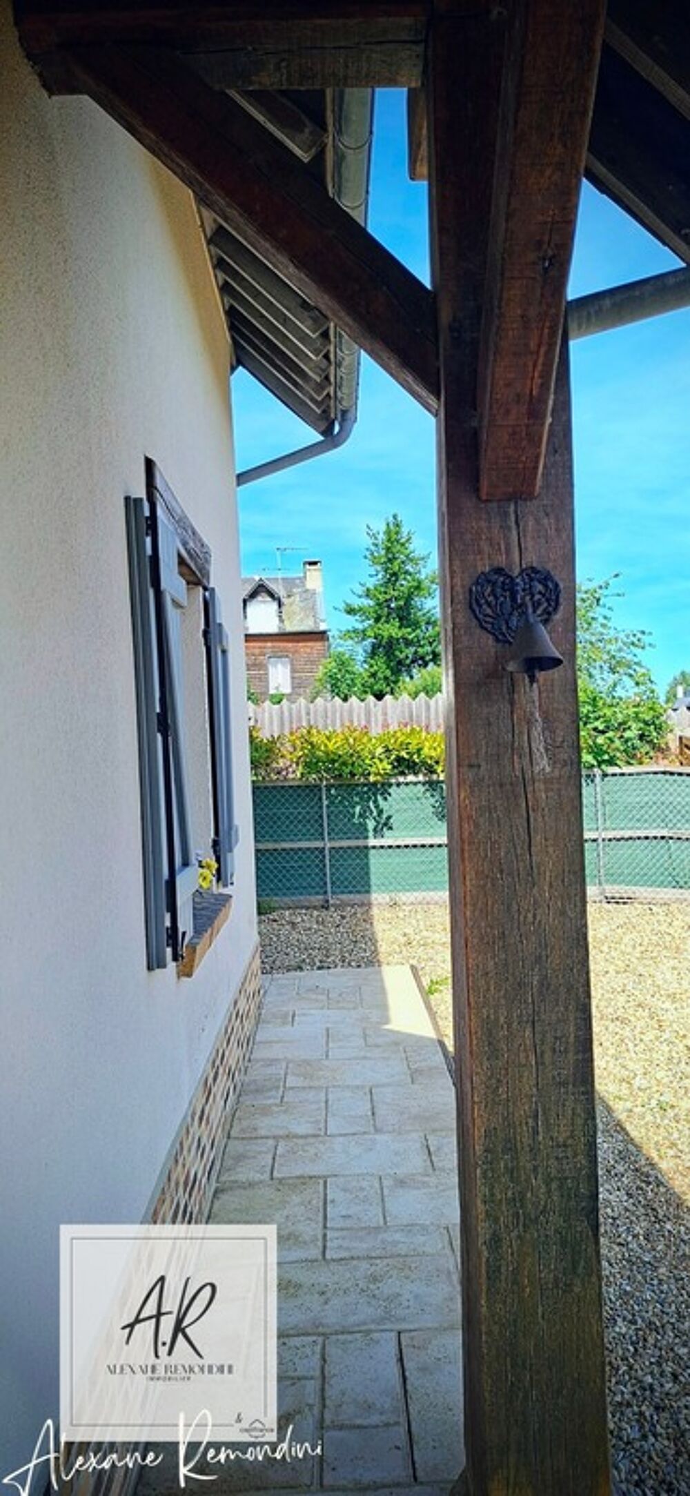 Vente Maison MAISON 114 M2 - 3/4 CHAMBRES - JARDIN - GARAGE ET ATELIER A HONFLEUR / LA RIVIERE-SAINT-SAUVEUR La riviere saint sauveur