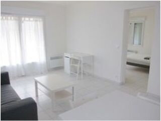  Appartement à louer 3 pièces 58 m²