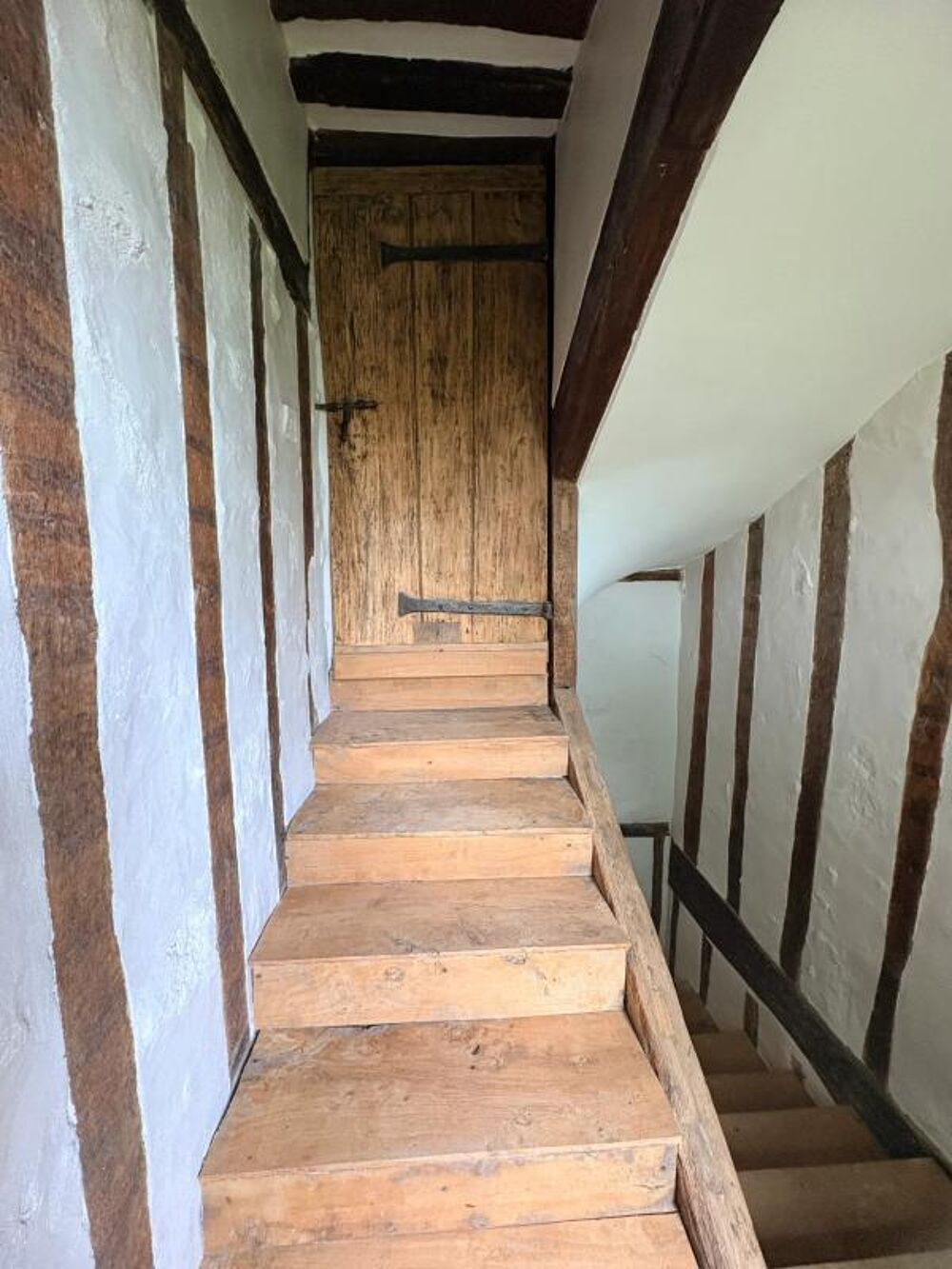 à vendre  Propriété/château Montainville (78124)