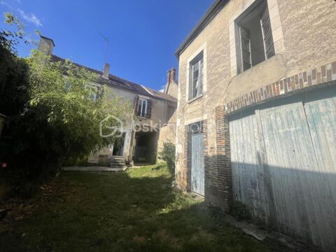   Tr�s belle maison de ville compos�e de son deuxi�me batiment � am�nager selon ses envies ! Maison - 9 pi�ce(s) - 340 m�