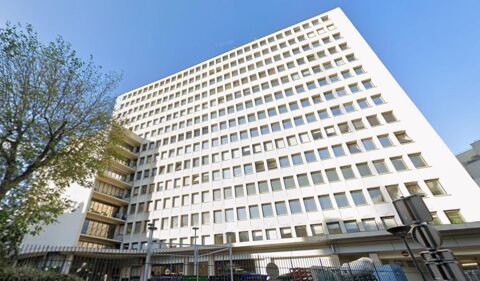   A proximité de la Bibliothèque François Mitterrand, à louer bureaux en étage élevé 