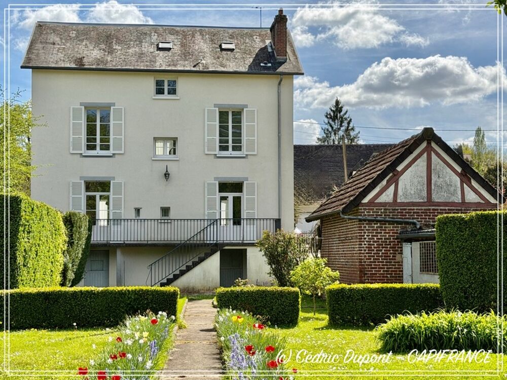 Maison à vendre 8 pièces 197m2 - JOUY SUR MORIN (77) + Sous sol + Jardin + Garage